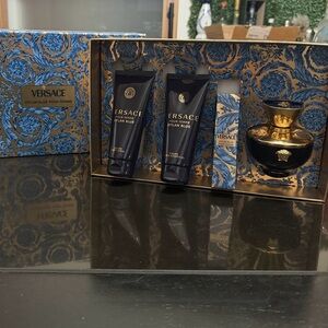 Versace Dylan 4Pc Blue Pour Femme Gift Set